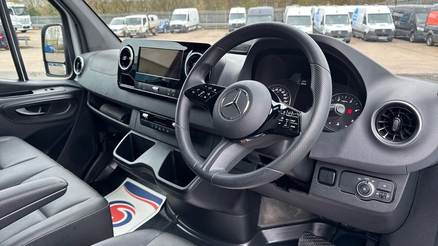 Used Mercedes-Benz Sprinter 2025 for sale - 78104988: Photo 11