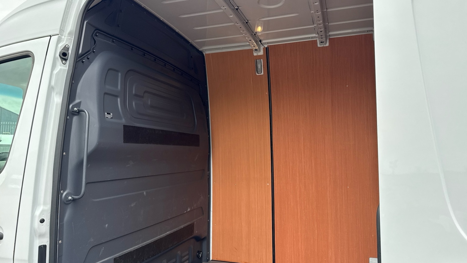 Used Mercedes-Benz Sprinter 2025 for sale - 78104988: Photo 14