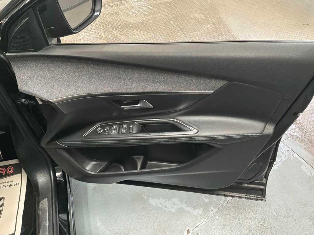 Used Peugeot 5008 2023 for sale - 78096567: Photo 28