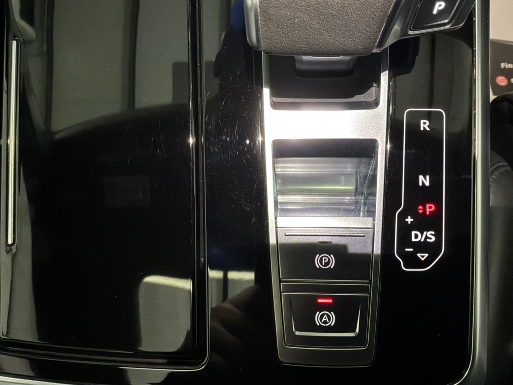 Used Audi RS Q8 2020 for sale - 78140690: Photo 44