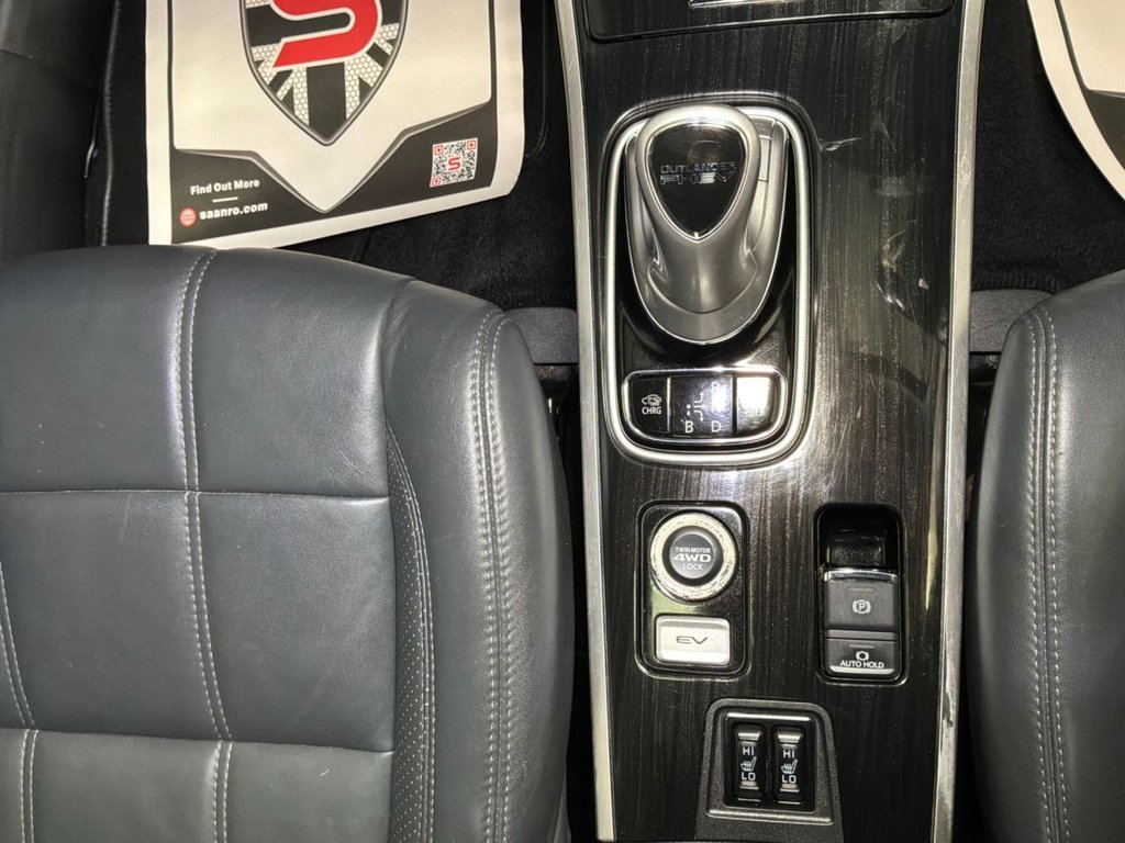 Used Mitsubishi Outlander 2017 for sale - 78096303: Photo 36