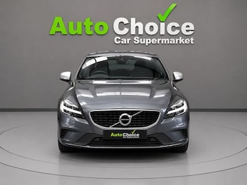 Used Volvo V40 2019 for sale - 78828415: Photo