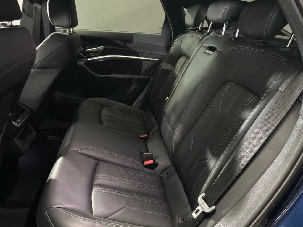 Used Audi e-tron 2023 for sale - 78096521: Photo 26
