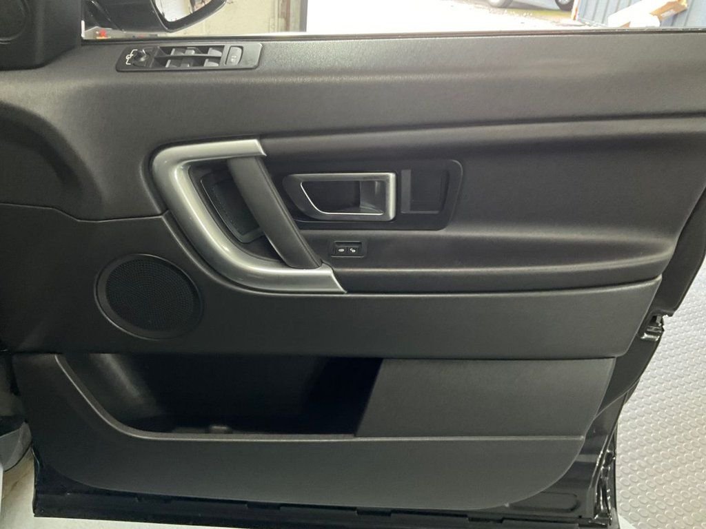 Used Land Rover Discovery Sport 2017 for sale - 78200429: Photo 30