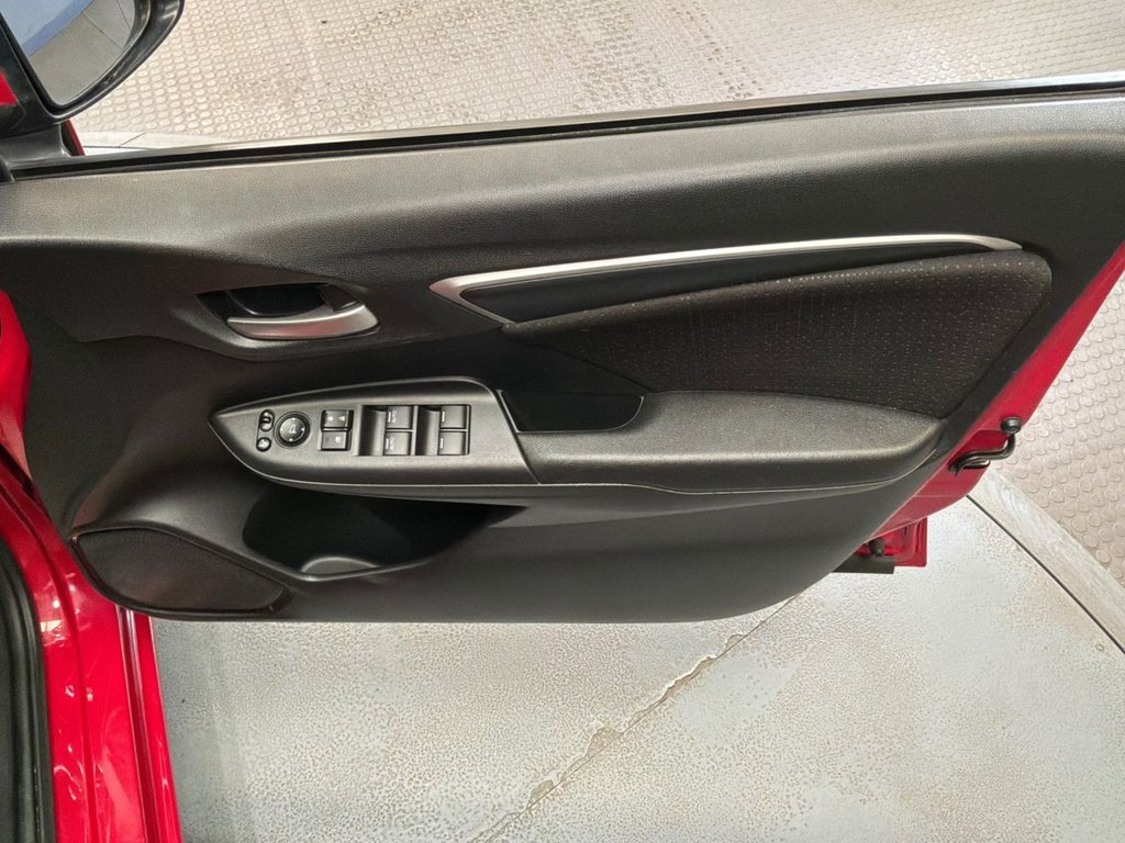 Used Honda Jazz 2017 for sale - 78096352: Photo 28