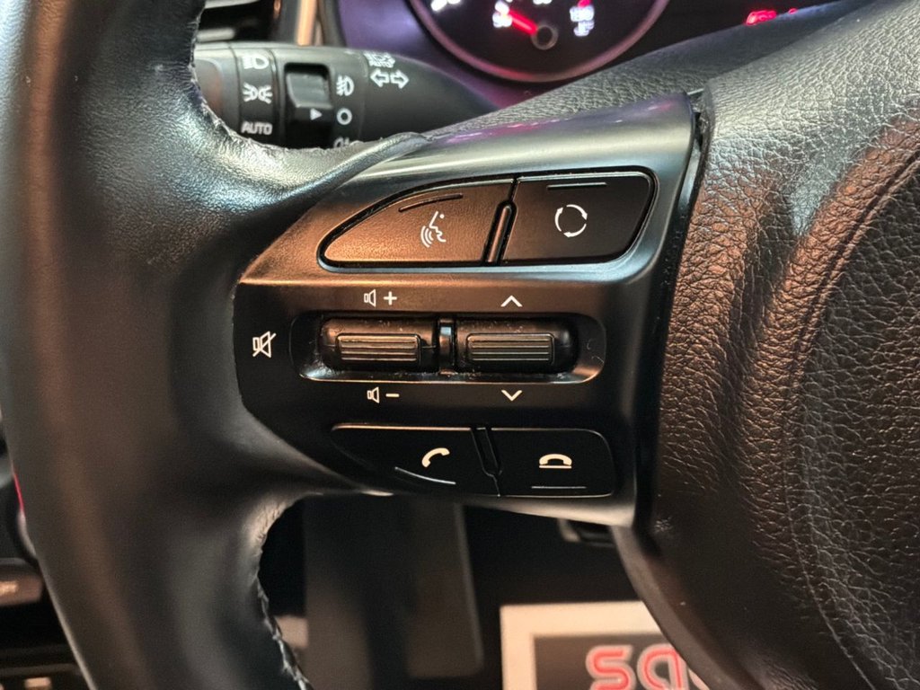 Used Kia Stonic 2019 for sale - 78199978: Photo 32