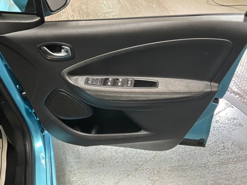 Used Renault Zoe 2021 for sale - 78096148: Photo 34