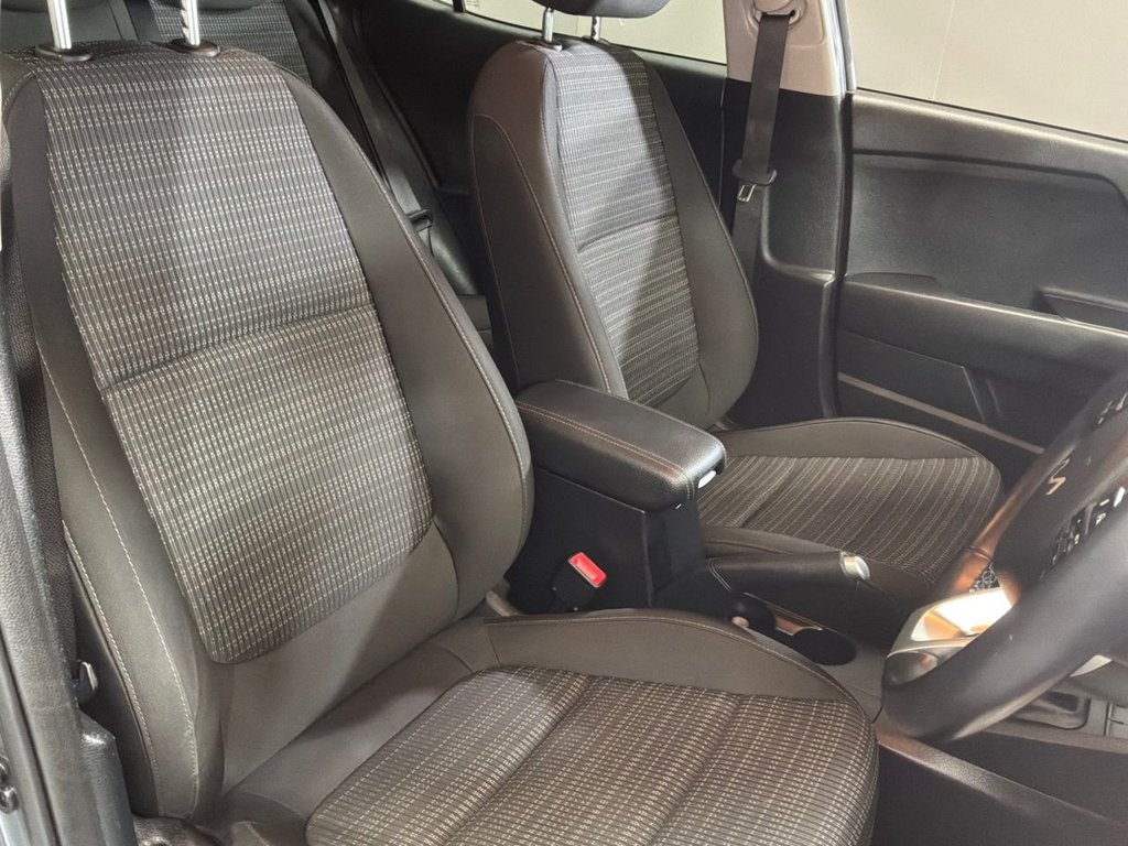 Used Kia Stonic 2021 for sale - 78095799: Photo 21