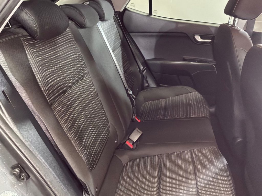 Used Kia Stonic 2021 for sale - 78095799: Photo 23