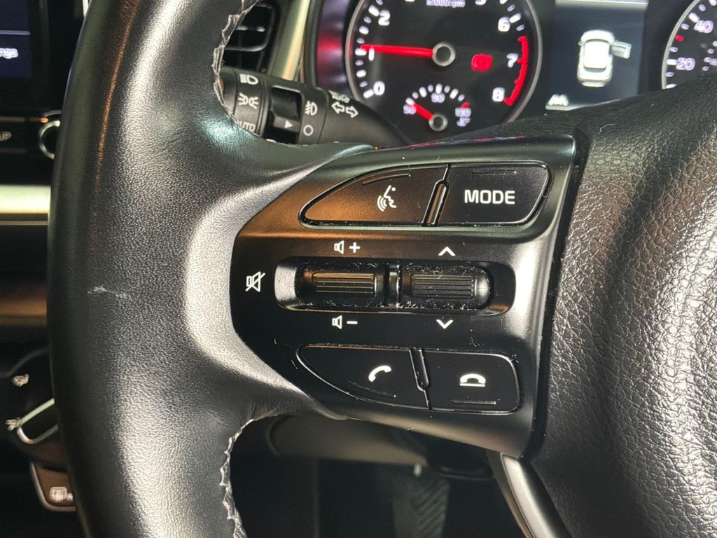 Used Kia Stonic 2021 for sale - 78095799: Photo 31