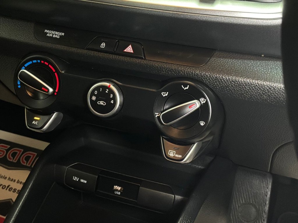 Used Kia Stonic 2021 for sale - 78095799: Photo 39