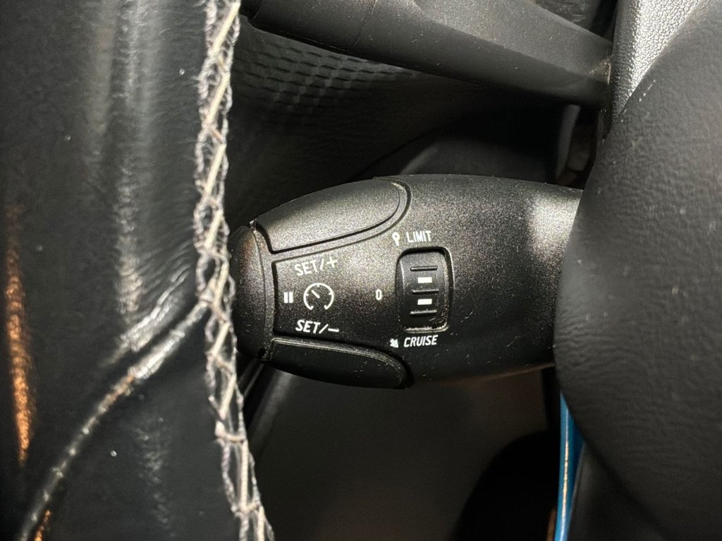 Used Peugeot 2008 2017 for sale - 78096350: Photo 36