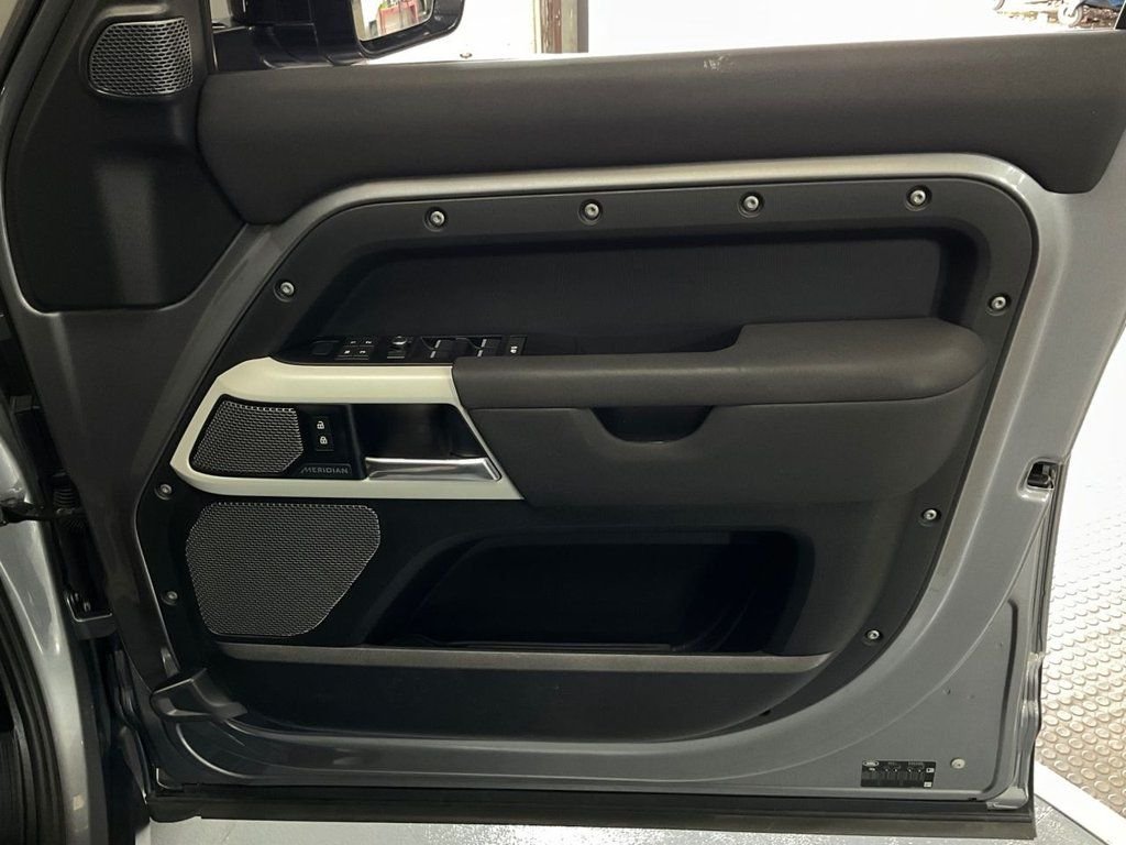 Used Land Rover Defender 2020 for sale - 78096253: Photo 29