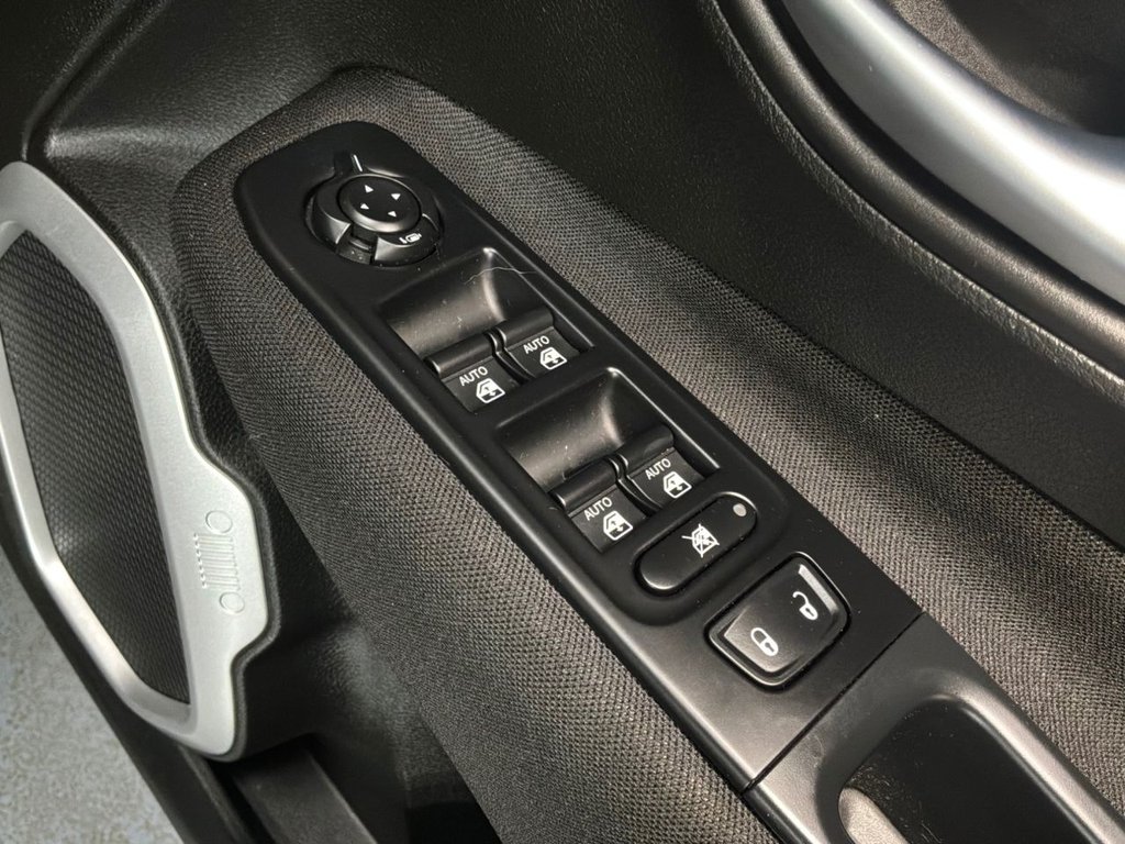 Used Jeep Renegade 2020 for sale - 78095797: Photo 32