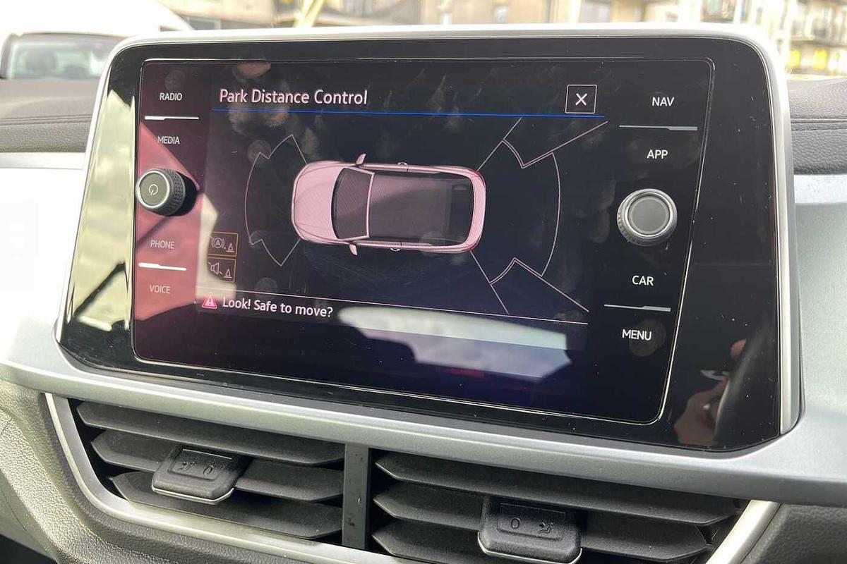 Used Volkswagen T-Roc 2023 for sale - 77542201: Photo 13