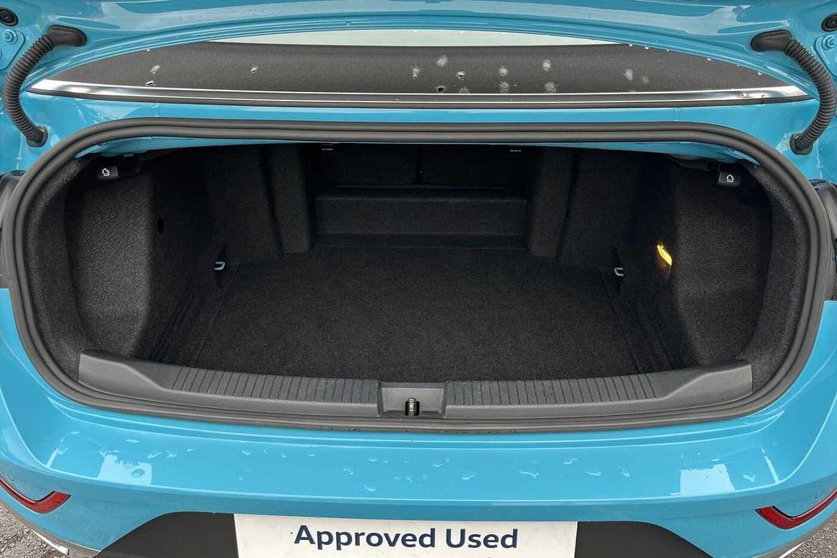 Used Volkswagen T-Roc 2023 for sale - 77542201: Photo 20