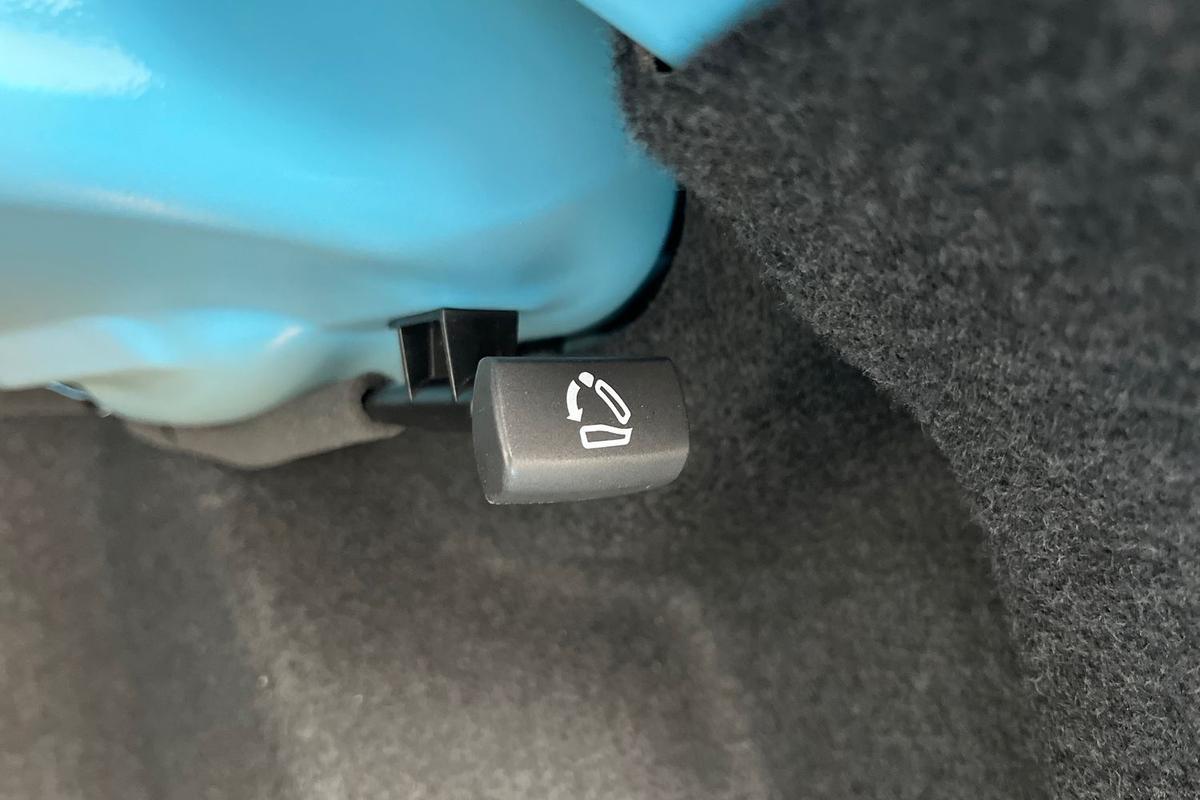 Used Volkswagen T-Roc 2023 for sale - 77542201: Photo 23