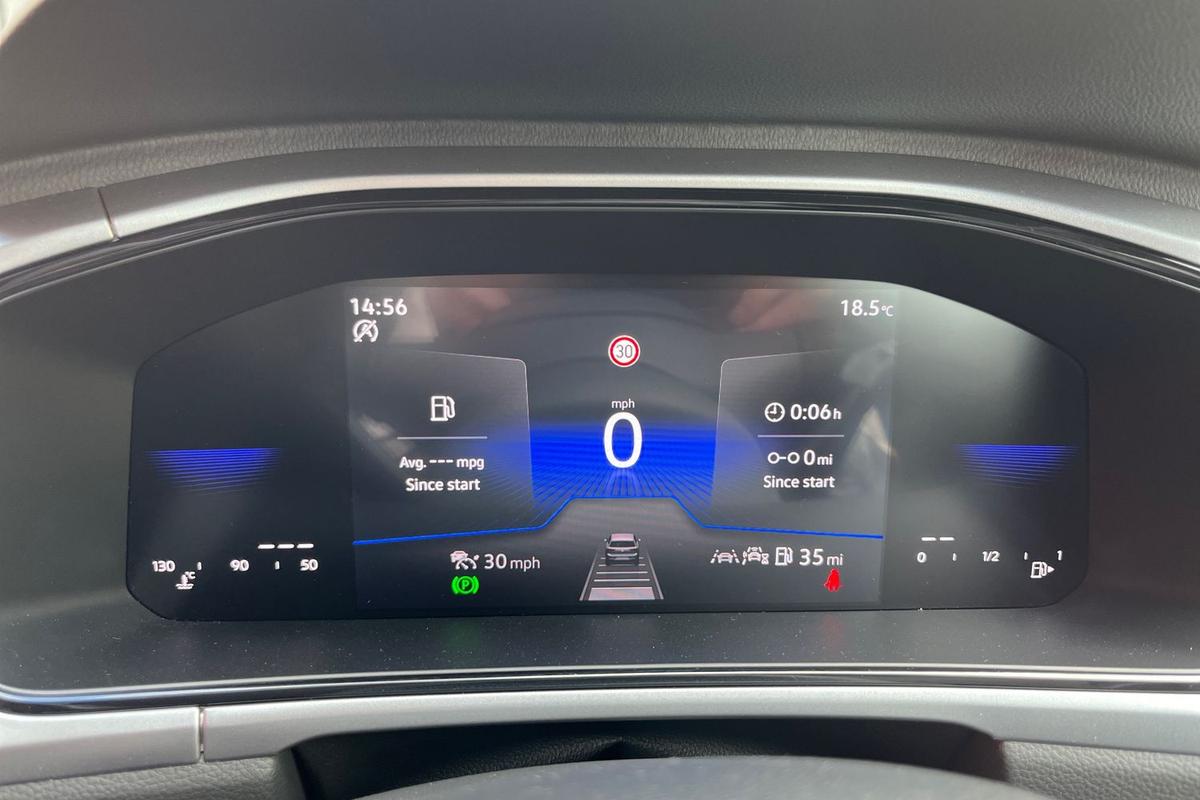 Used Volkswagen T-Roc 2024 for sale - 76677069: Photo 16