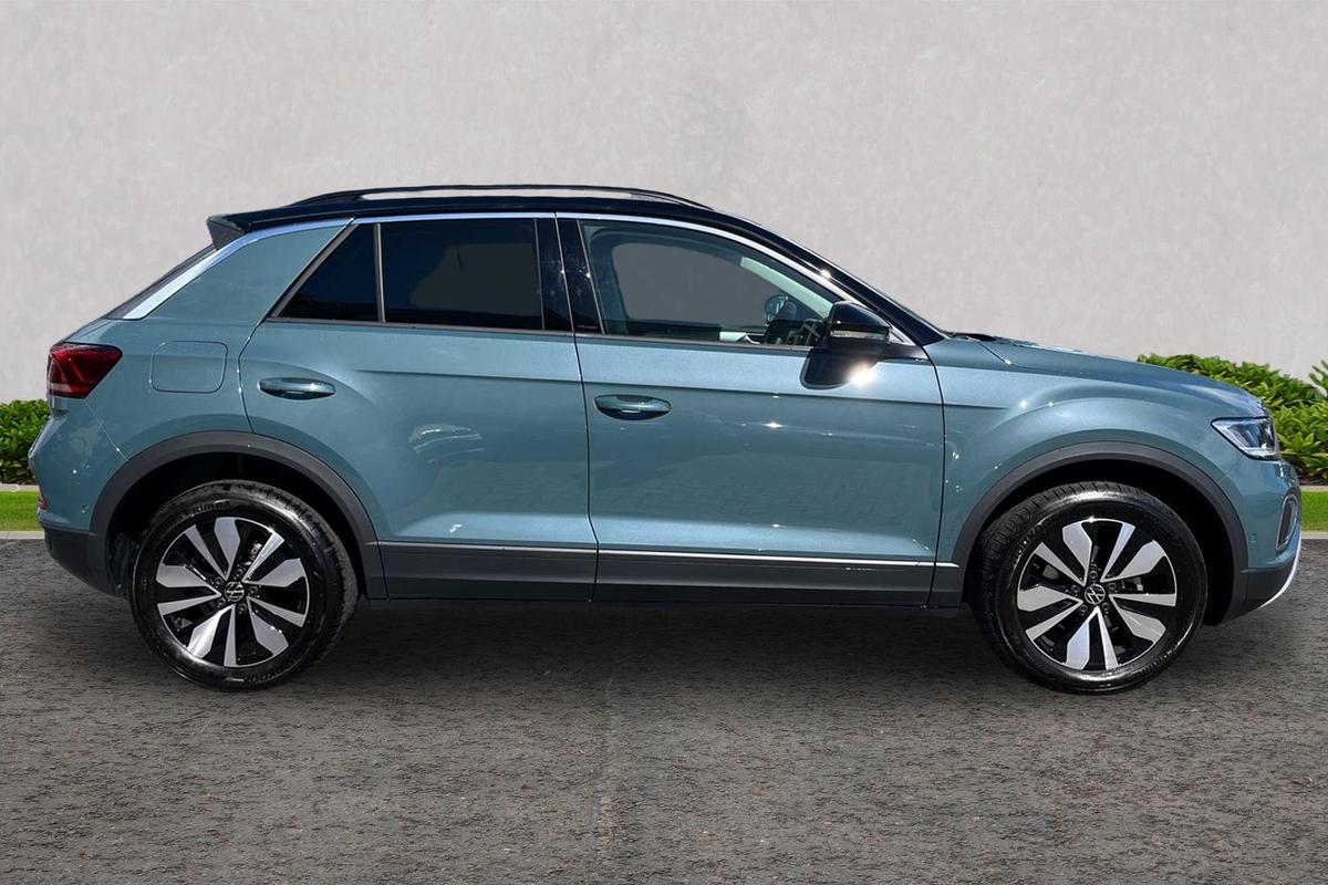 Used Volkswagen T-Roc 2024 for sale - 76677069: Photo 4