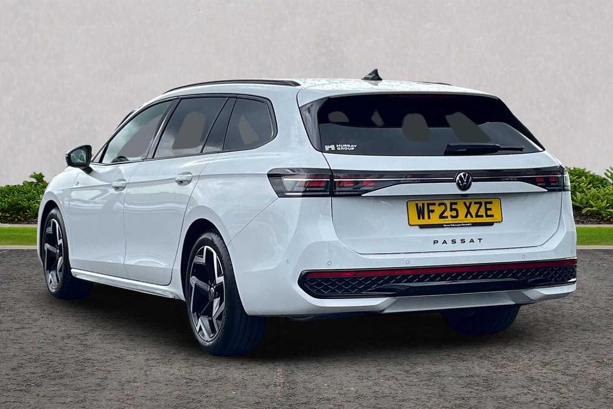 Used Volkswagen Passat 2025 for sale - 77423634: Photo 3