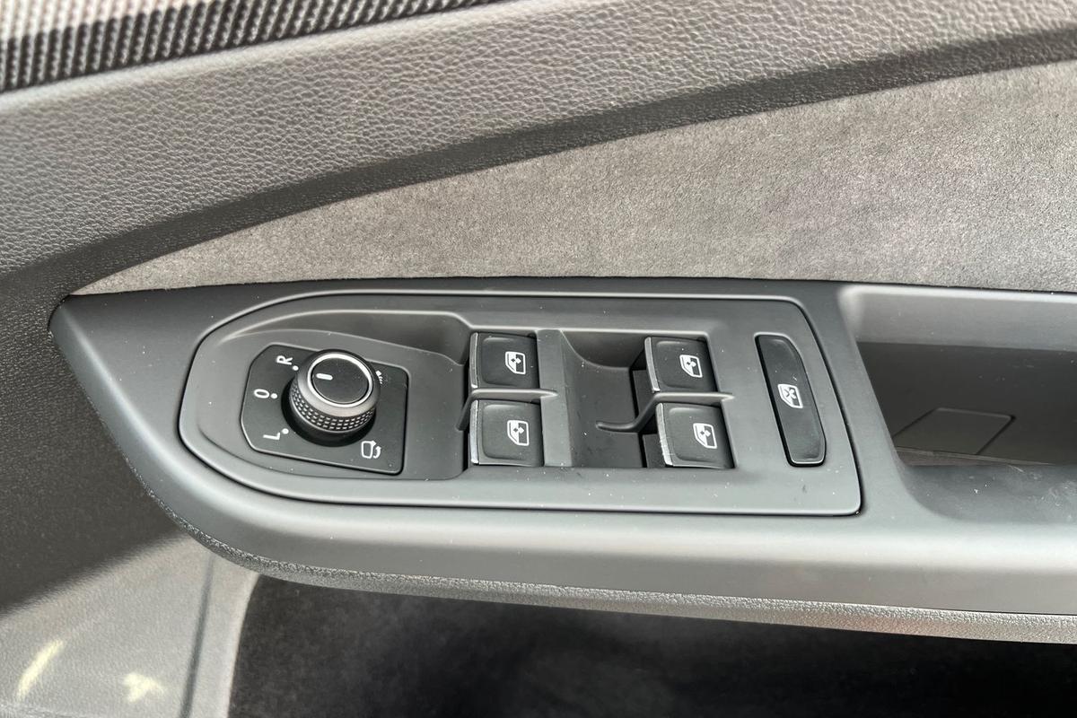 Used Volkswagen Golf 2025 for sale - 76680440: Photo 17