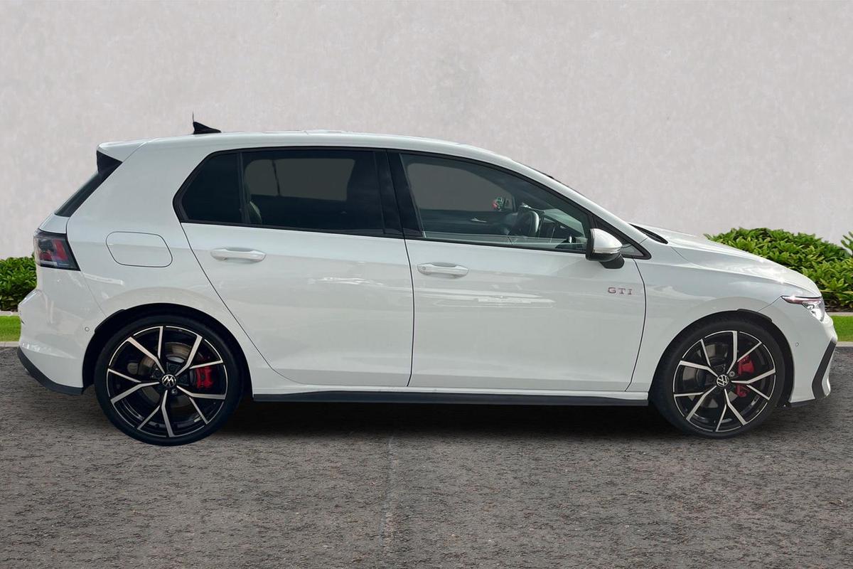 Used Volkswagen Golf 2025 for sale - 76680440: Photo 4