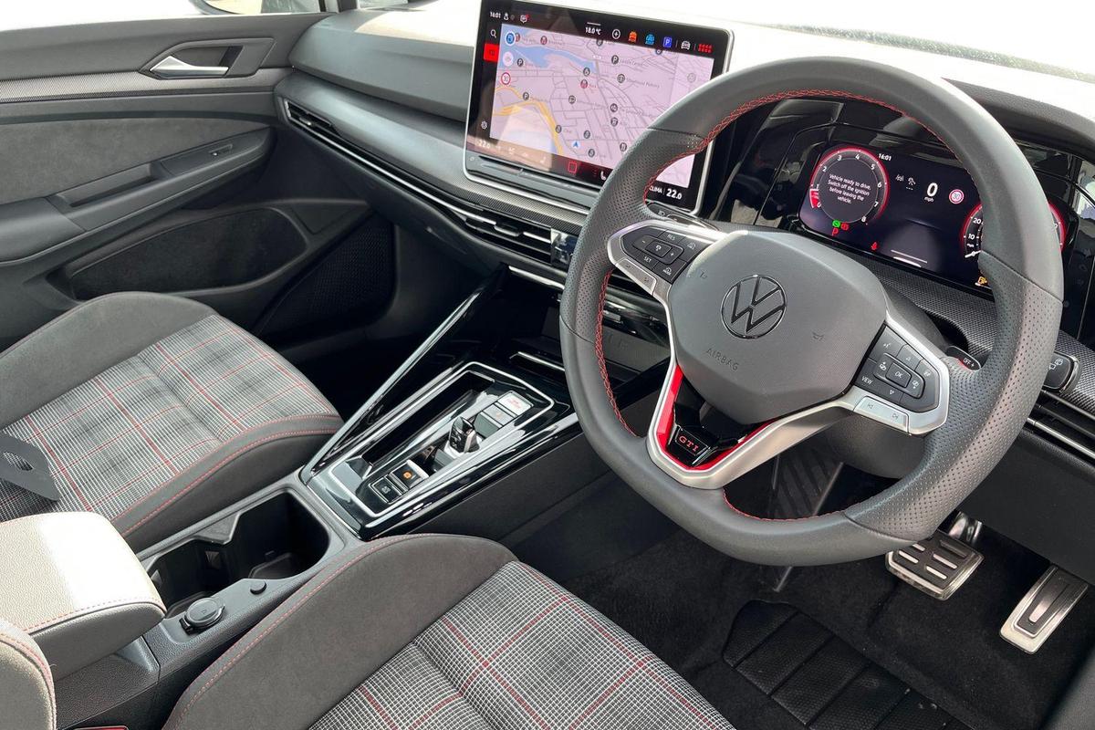 Used Volkswagen Golf 2025 for sale - 76680440: Photo 6