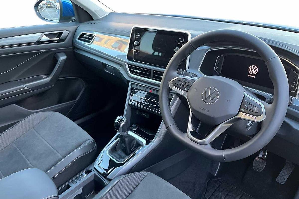 Used Volkswagen T-Roc 2025 for sale - 77542192: Photo 6