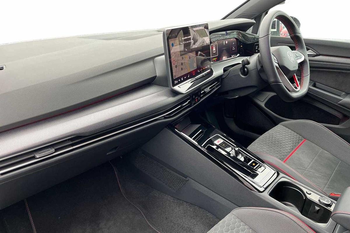 Used Volkswagen Golf 2025 for sale - 77542191: Photo 2