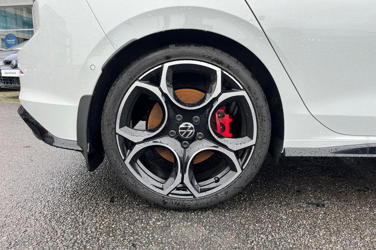 Used Volkswagen Golf 2025 for sale - 77542191: Photo 5