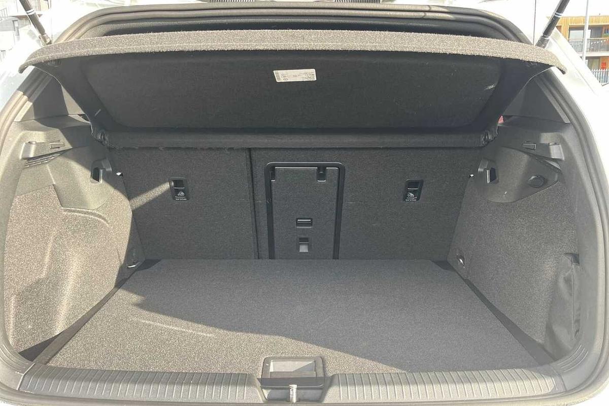 Used Volkswagen Golf 2025 for sale - 77542178: Photo 20