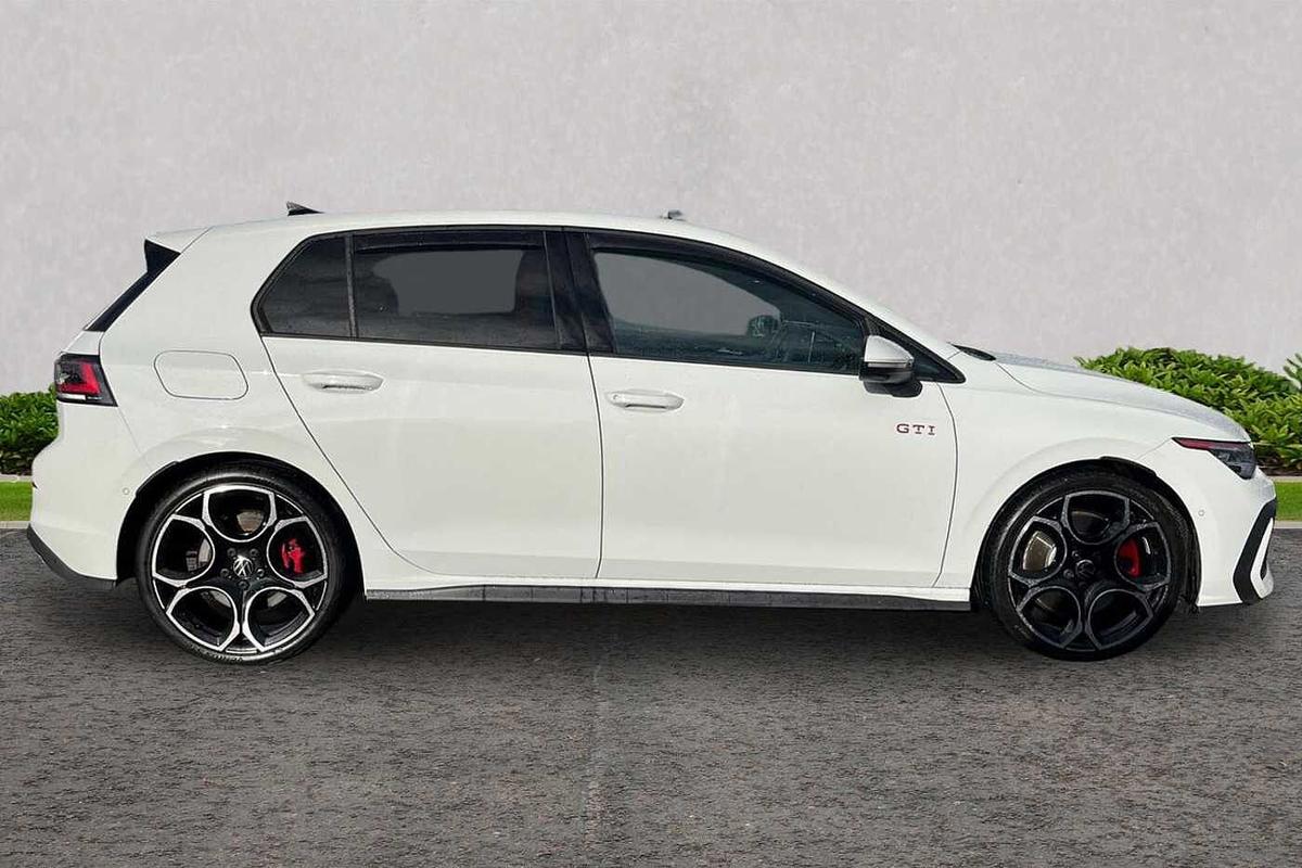 Used Volkswagen Golf 2025 for sale - 77542178: Photo 4