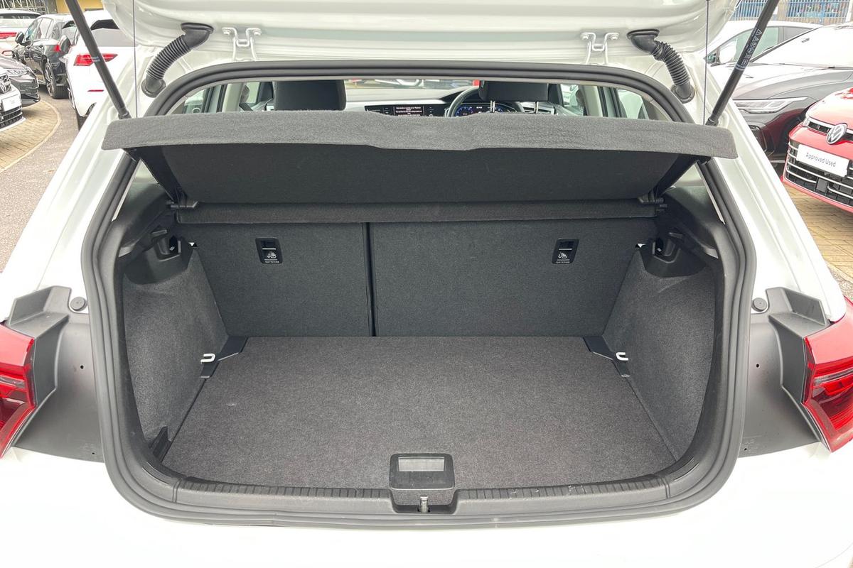 Used Volkswagen Polo 2024 for sale - 76677756: Photo 20