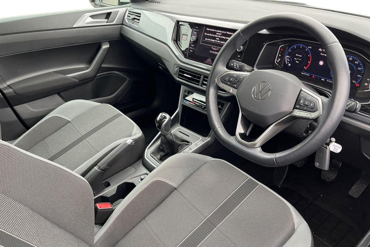 Used Volkswagen Polo 2024 for sale - 76677756: Photo 6