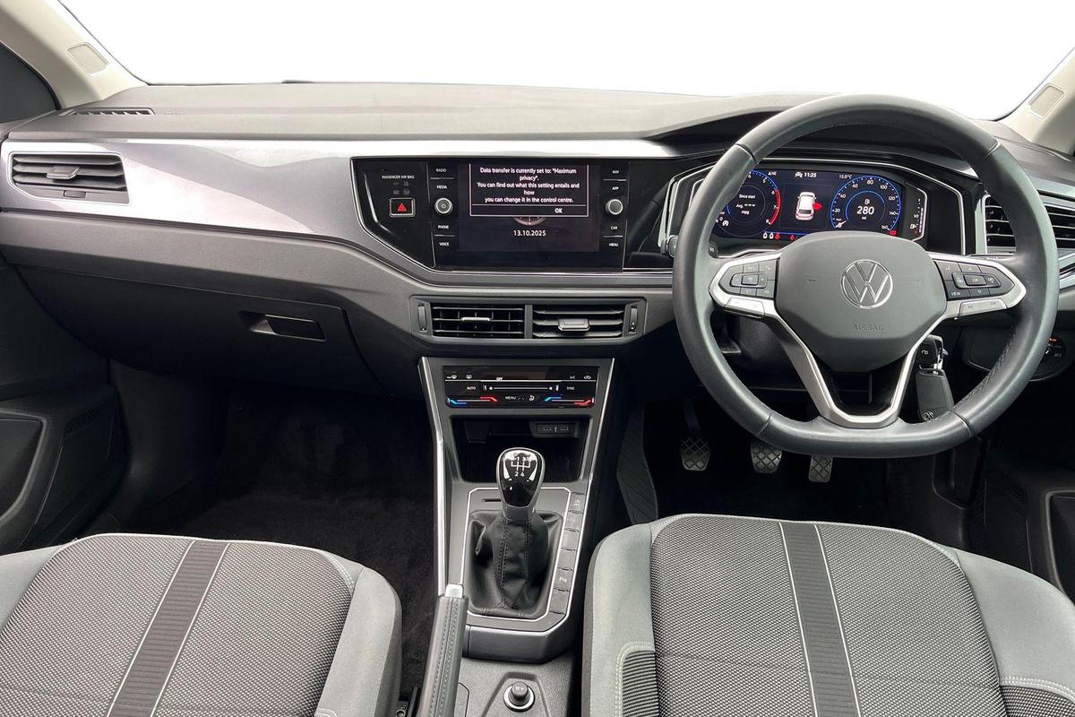 Used Volkswagen Polo 2024 for sale - 76677756: Photo 8