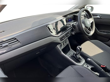 Used Volkswagen Polo 2025 for sale - 76231173: Photo