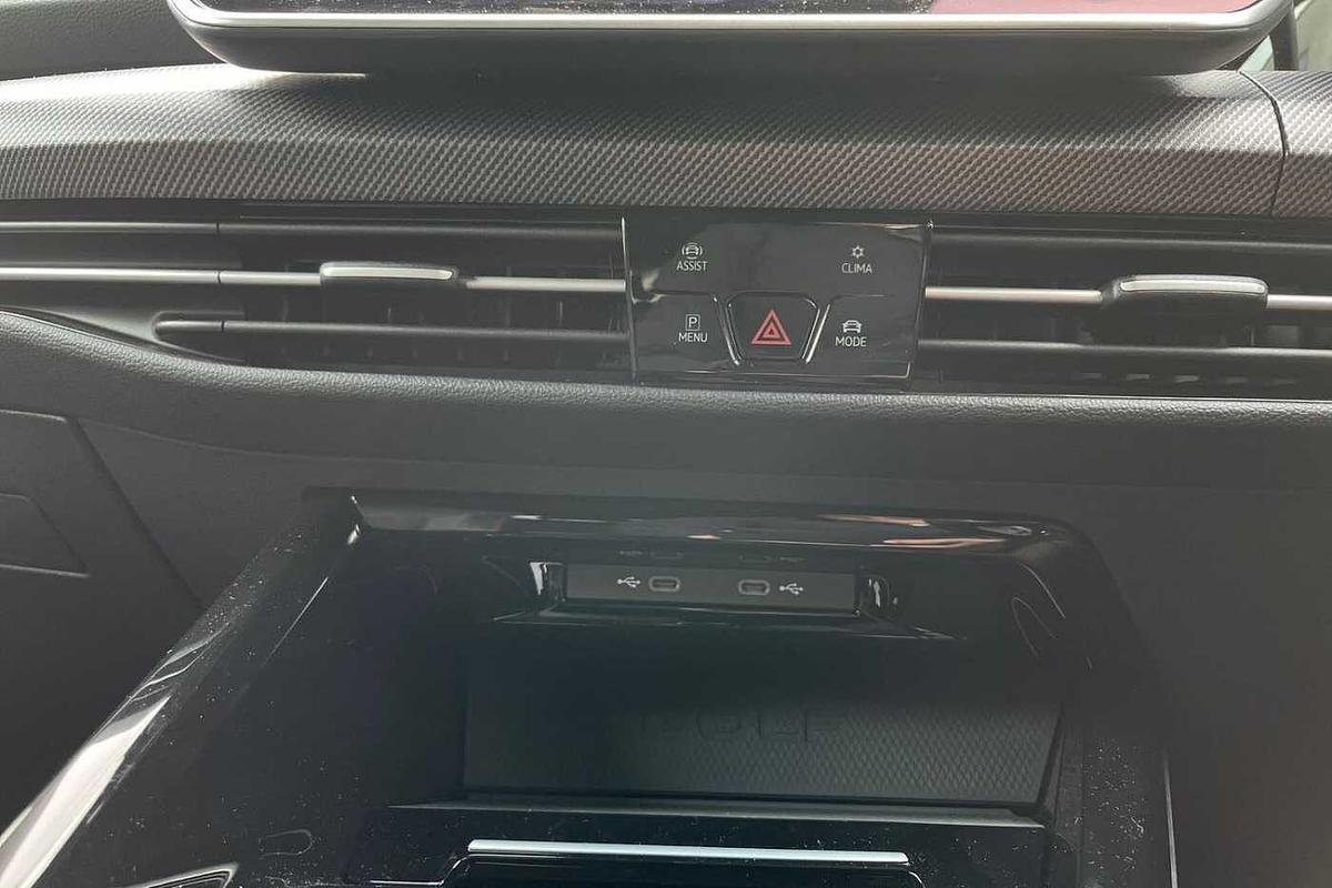 Used Volkswagen Golf 2025 for sale - 77542197: Photo 14