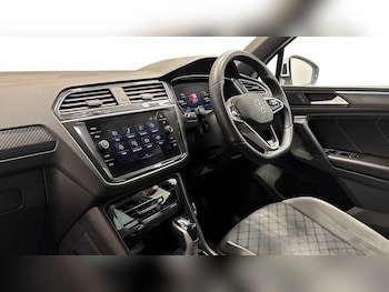 Used Volkswagen Tiguan 2022 for sale - 77379407: Photo
