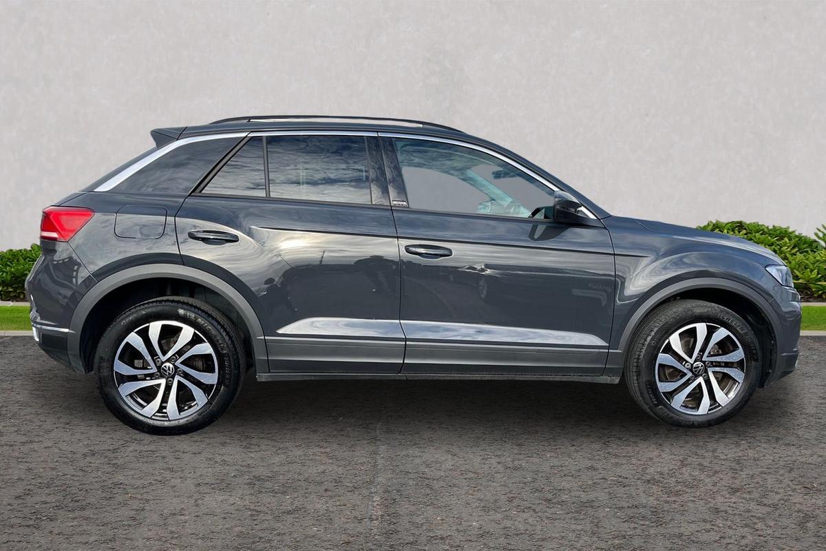 Used Volkswagen T-Roc 2022 for sale - 77552129: Photo 4