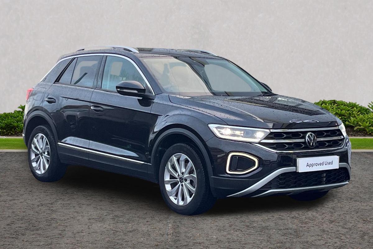 Used Volkswagen T-Roc 2023 for sale - 76675870: Photo 1