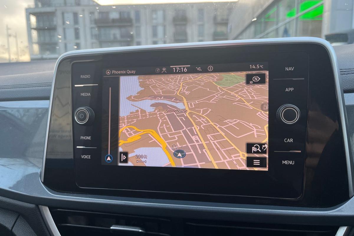 Used Volkswagen T-Roc 2023 for sale - 76675870: Photo 12