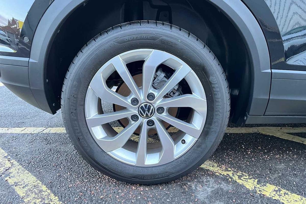 Used Volkswagen T-Roc 2025 for sale - 77542168: Photo 5