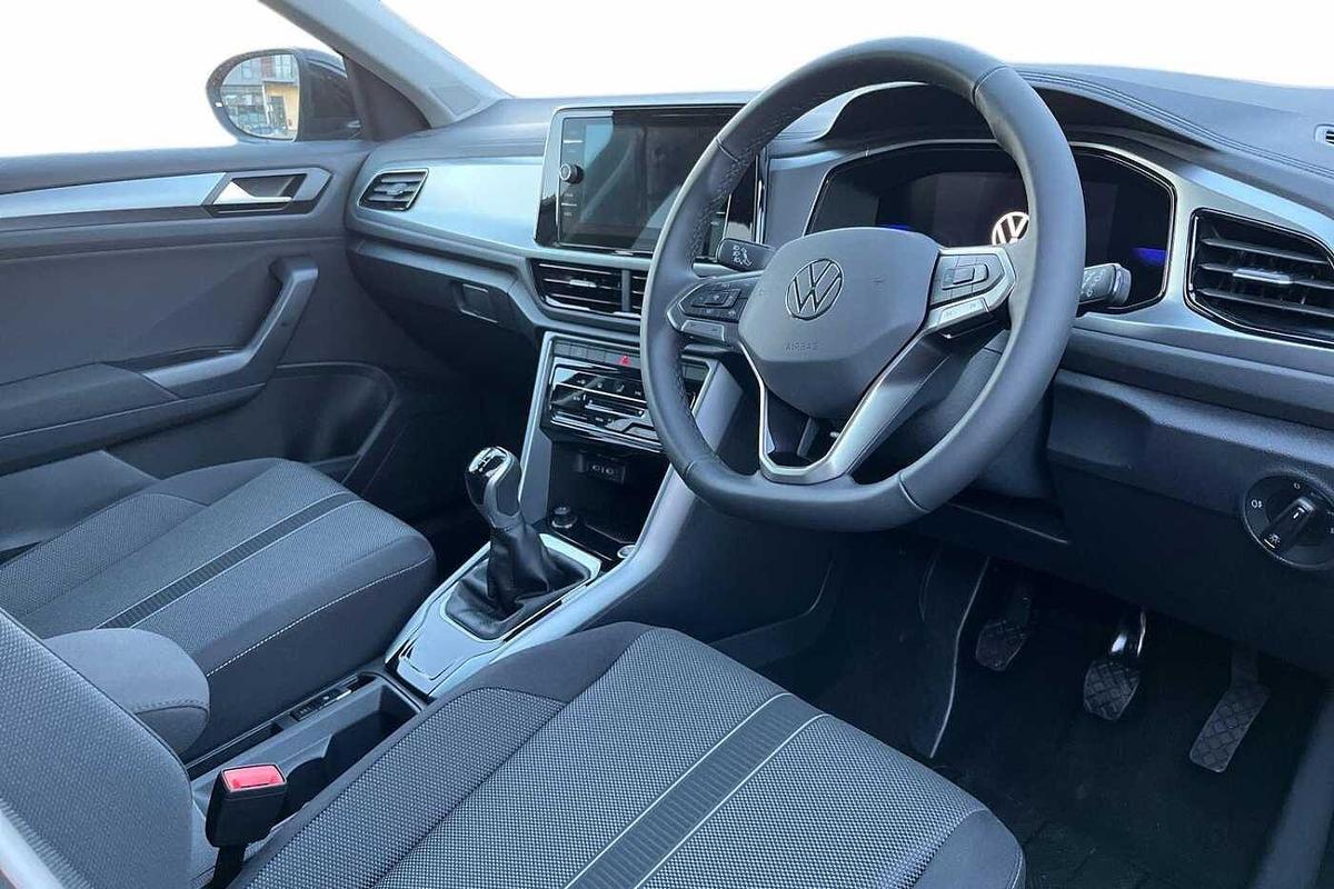 Used Volkswagen T-Roc 2025 for sale - 77542168: Photo 6