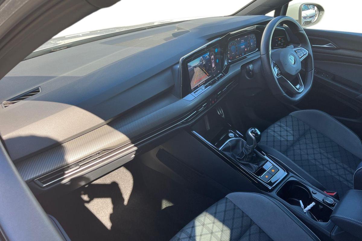 Used Volkswagen Golf 2022 for sale - 76674501: Photo 2