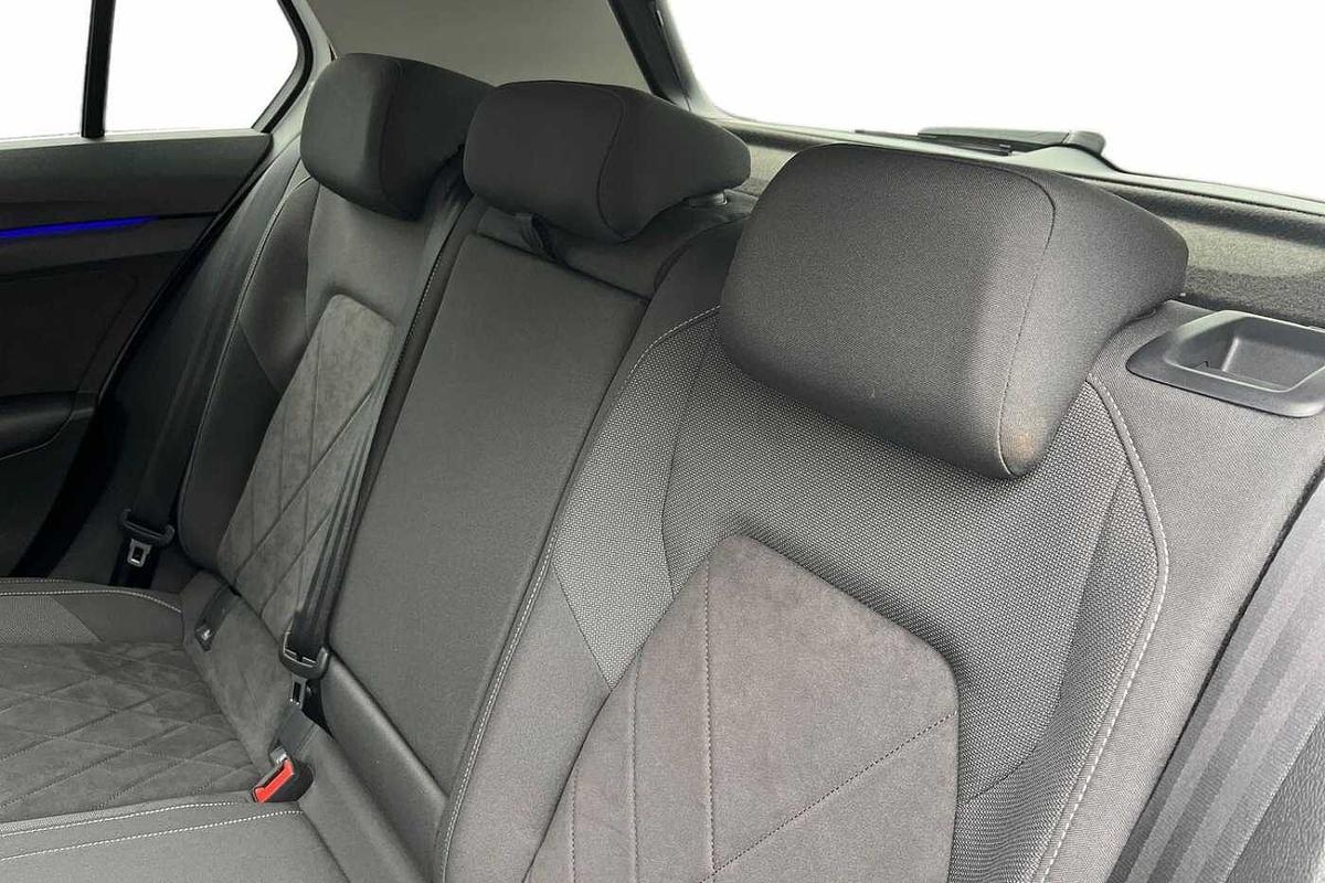 Used Volkswagen Golf 2023 for sale - 77542364: Photo 19