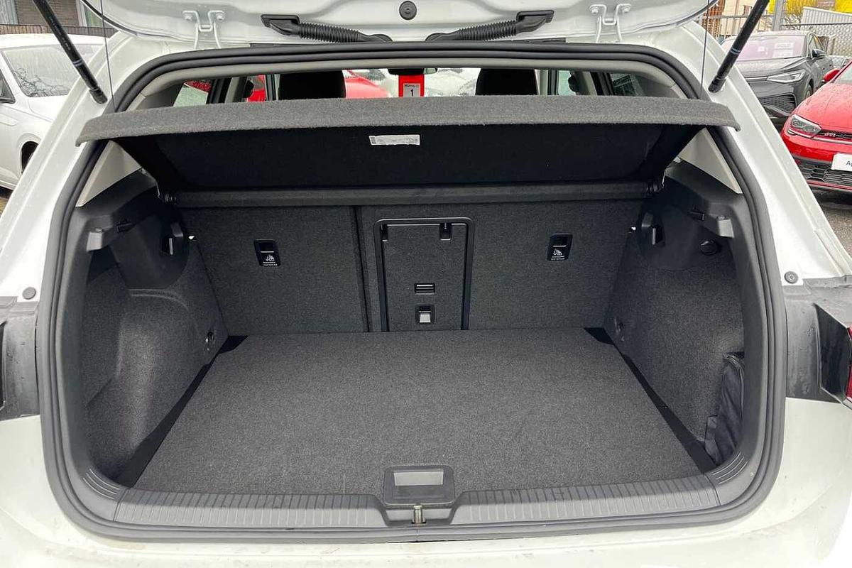 Used Volkswagen Golf 2023 for sale - 77542364: Photo 20