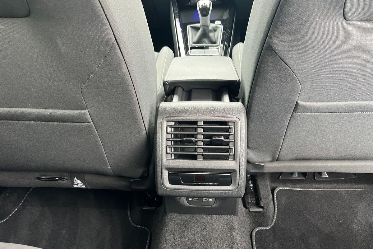 Used Volkswagen Golf 2023 for sale - 77542364: Photo 23