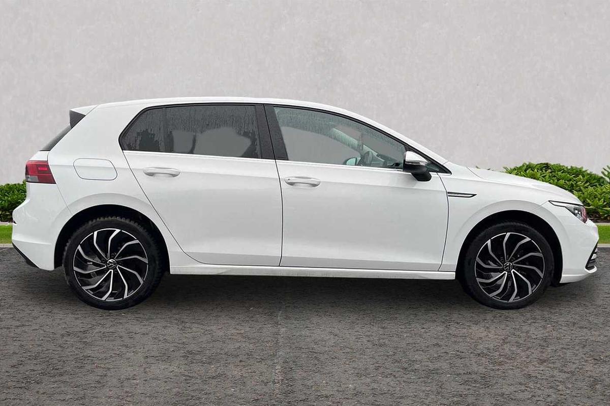 Used Volkswagen Golf 2023 for sale - 77542364: Photo 4