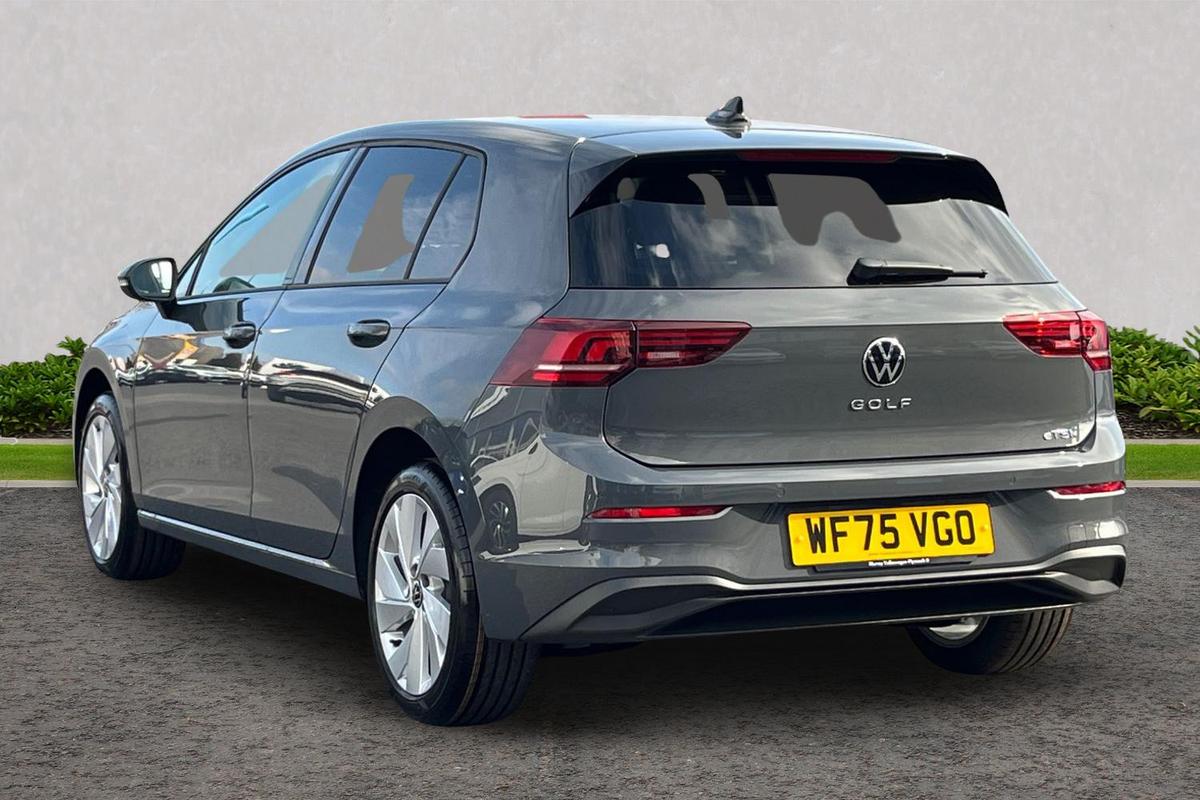 Used Volkswagen Golf 2025 for sale - 76678255: Photo 3