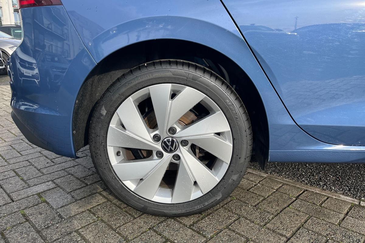 Used Volkswagen Golf 2024 for sale - 77542378: Photo 24